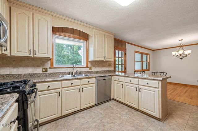 1103 Warren Avenue, Cary, NC 27511