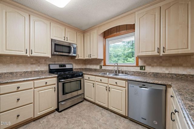 1103 Warren Avenue, Cary, NC 27511