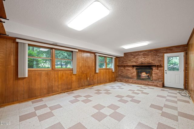 1103 Warren Avenue, Cary, NC 27511