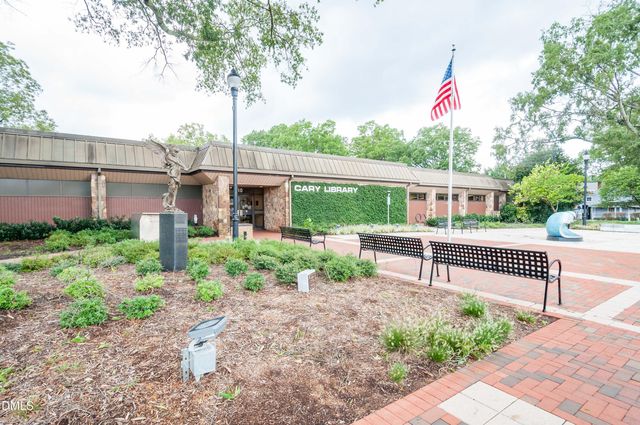 1103 Warren Avenue, Cary, NC 27511