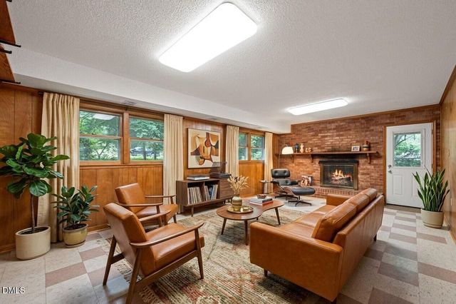 1103 Warren Avenue, Cary, NC 27511