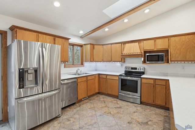 23141 PACTOLA DR, Rapid City, SD 57702