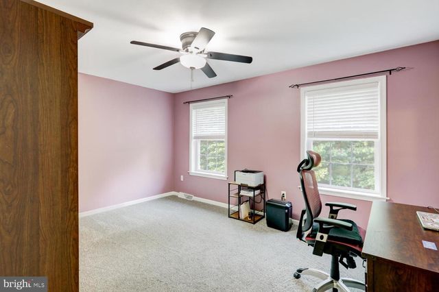 67 AGAPE DR, Ephrata, PA 17522