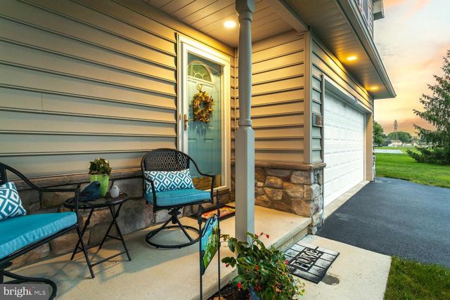 67 AGAPE DR, Ephrata, PA 17522