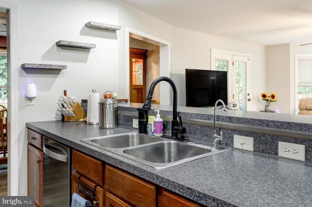 67 AGAPE DR, Ephrata, PA 17522