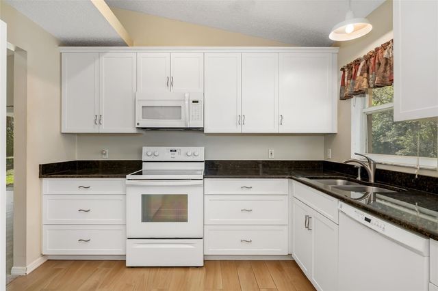 5462 CYNTHIA LANE, Sarasota, FL 34235