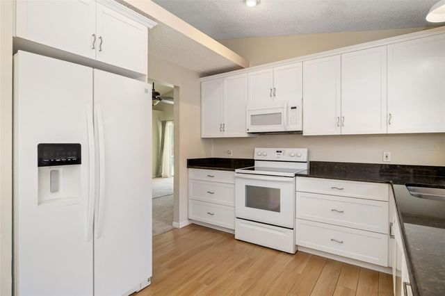 5462 CYNTHIA LANE, Sarasota, FL 34235