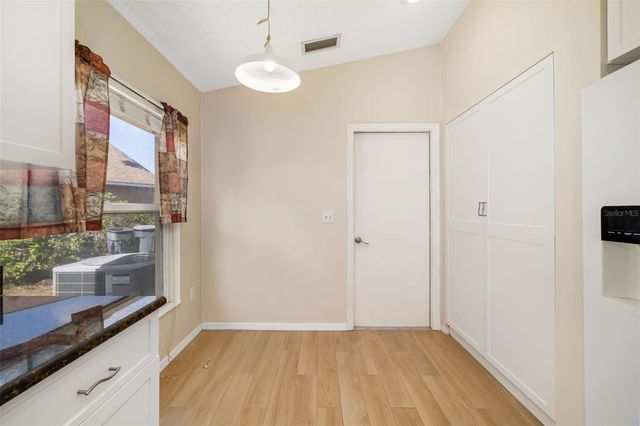 5462 CYNTHIA LANE, Sarasota, FL 34235