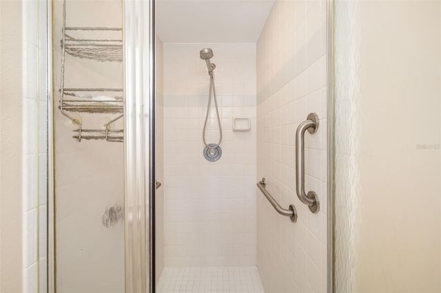 5462 CYNTHIA LANE, Sarasota, FL 34235