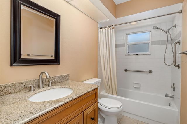 5462 CYNTHIA LANE, Sarasota, FL 34235