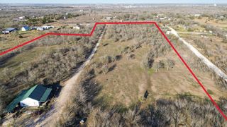 885 Longhollow RD, Dale, TX 78616