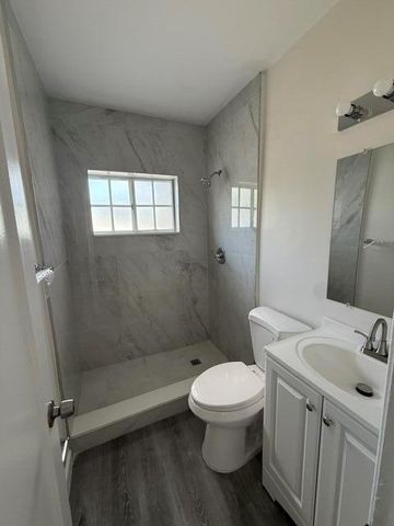 2802 SW 36th Avenue, Miami, FL 33133