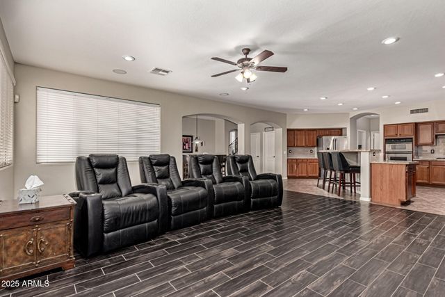 773 E GLACIER Drive, Chandler, AZ 85249