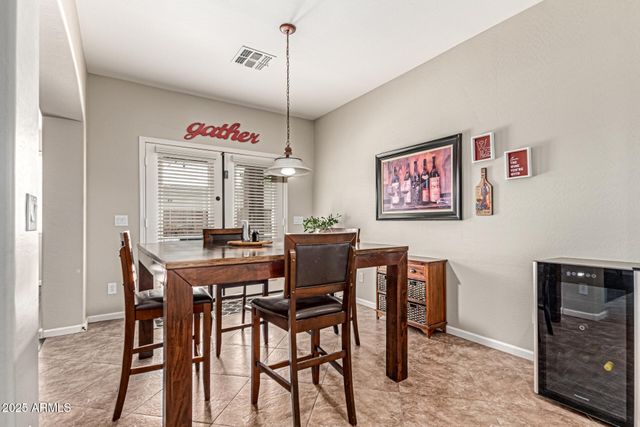 773 E GLACIER Drive, Chandler, AZ 85249