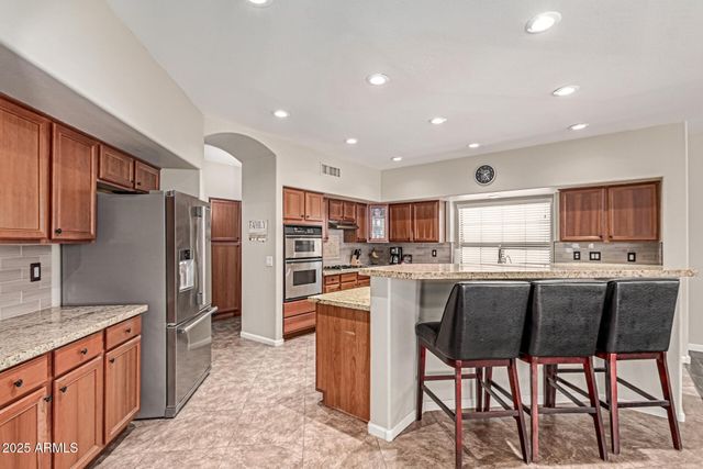 773 E GLACIER Drive, Chandler, AZ 85249