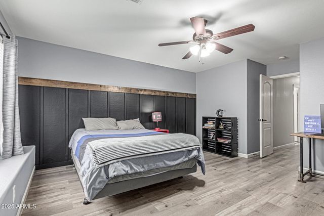 773 E GLACIER Drive, Chandler, AZ 85249