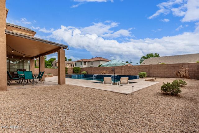 773 E GLACIER Drive, Chandler, AZ 85249