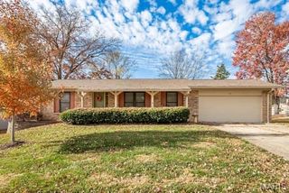 9 Ardwick Drive, St Peters, MO 63376