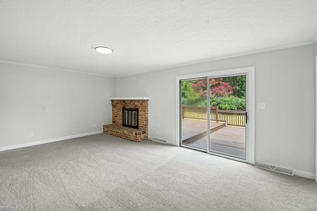 408 Holloway DR, Portsmouth, VA 23701