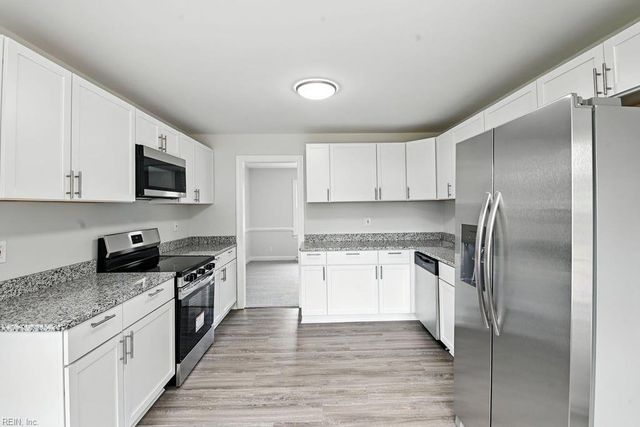 408 Holloway DR, Portsmouth, VA 23701