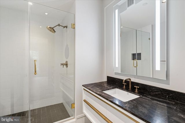 3528 WHITEHAVEN PKWY NW, Washington, DC 20007