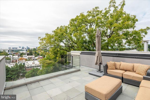 3528 WHITEHAVEN PKWY NW, Washington, DC 20007