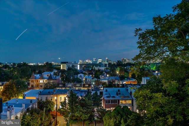 3528 WHITEHAVEN PKWY NW, Washington, DC 20007