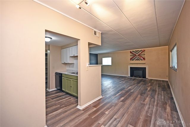 1787 Cherokee Drive B, West Carrollton, OH 45449