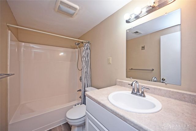 1787 Cherokee Drive B, West Carrollton, OH 45449
