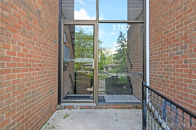 1787 Cherokee Drive B, West Carrollton, OH 45449