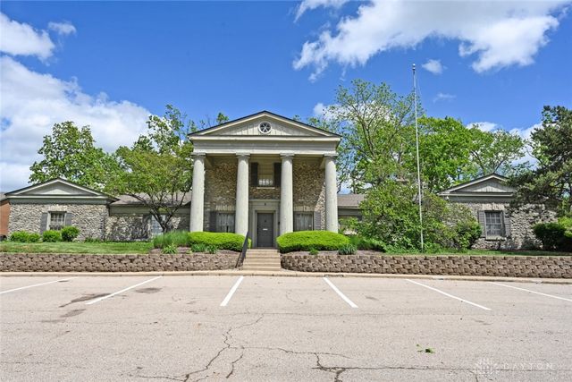 1787 Cherokee Drive B, West Carrollton, OH 45449