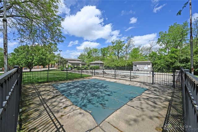 1787 Cherokee Drive B, West Carrollton, OH 45449