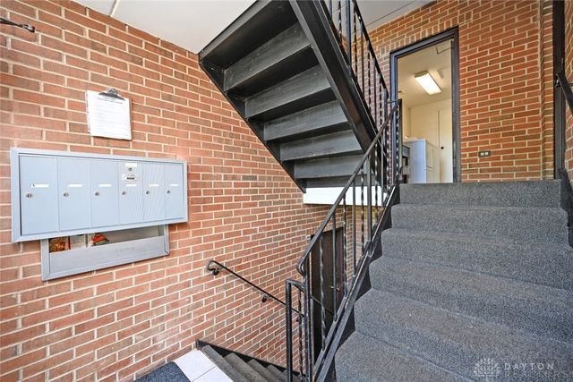 1787 Cherokee Drive B, West Carrollton, OH 45449