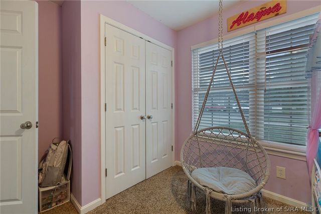 2211 Woodland Drive, Jeffersonville, IN 47130