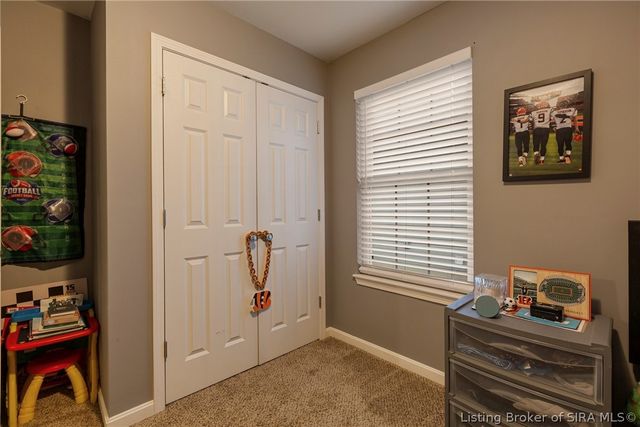 2211 Woodland Drive, Jeffersonville, IN 47130