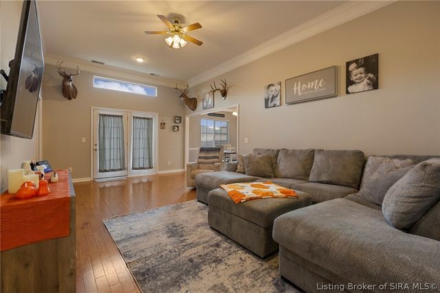 2211 Woodland Drive, Jeffersonville, IN 47130