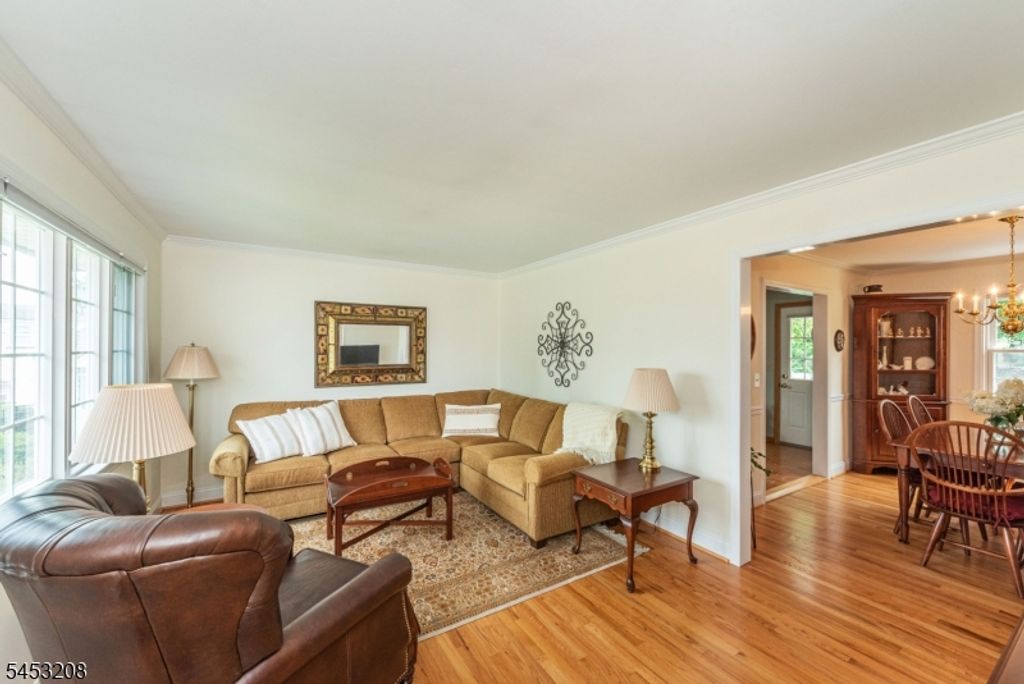 11 Susan Ct, Clifton City, NJ 07012 — photo 3