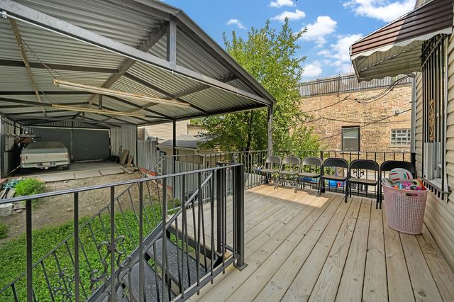 2238 S California Avenue, Chicago, IL 60608