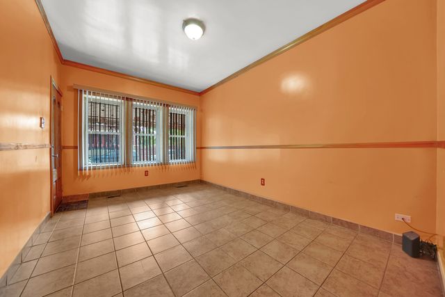 2238 S California Avenue, Chicago, IL 60608
