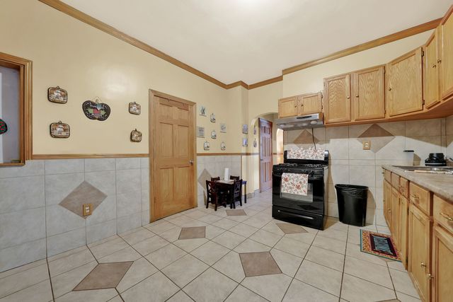 2238 S California Avenue, Chicago, IL 60608