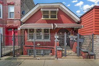 2238 S California Avenue, Chicago, IL 60608