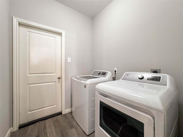 698 Road 5107, Cleveland, TX 77327