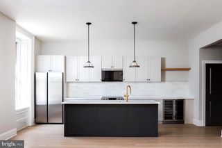 200 S BROAD ST #210, Philadelphia, PA 19102