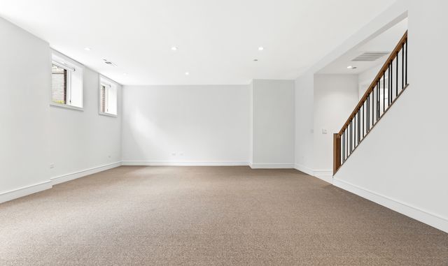 2611 N Hermitage Avenue 113, Chicago, IL 60614