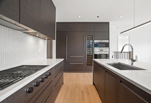 2611 N Hermitage Avenue 113, Chicago, IL 60614