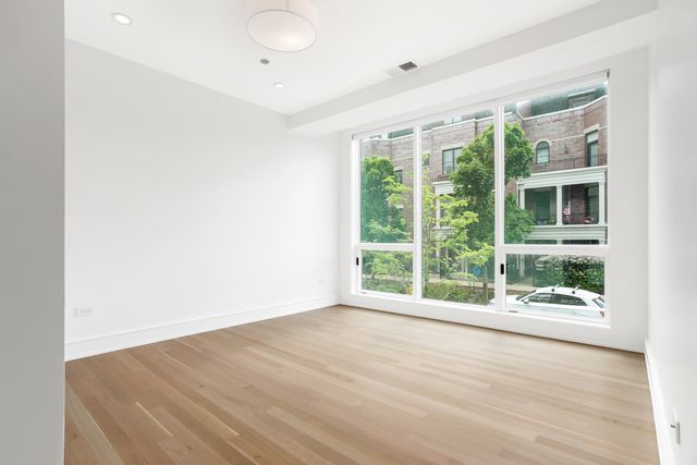 2611 N Hermitage Avenue 113, Chicago, IL 60614