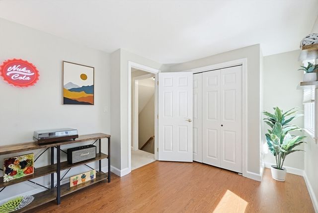 21 School St 21, Natick, MA 01760