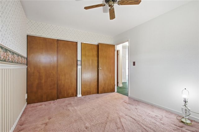 812 Hollendale Drive, Kettering, OH 45429