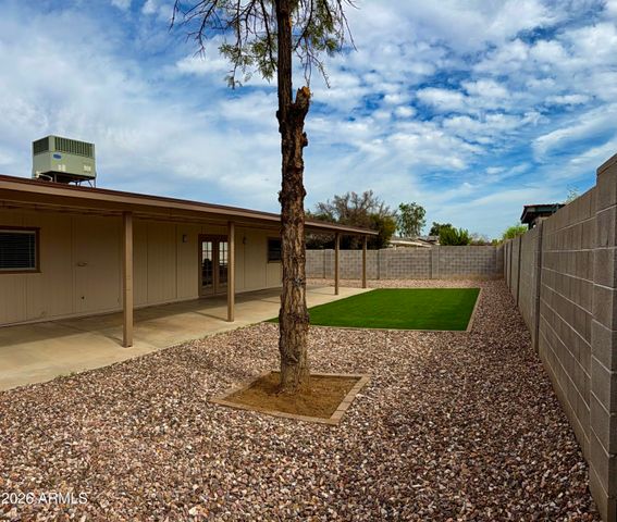 10021 N 47th Drive, Glendale, AZ 85302