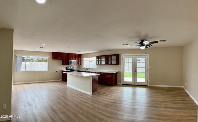 10021 N 47th Drive, Glendale, AZ 85302